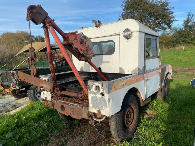 View LAND ROVER SERIES 1 80'' RECOVERY TRUCK PROJECT