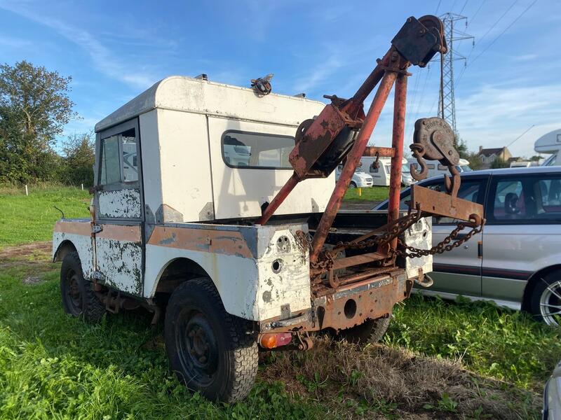 View LAND ROVER SERIES 1 80'' RECOVERY TRUCK PROJECT