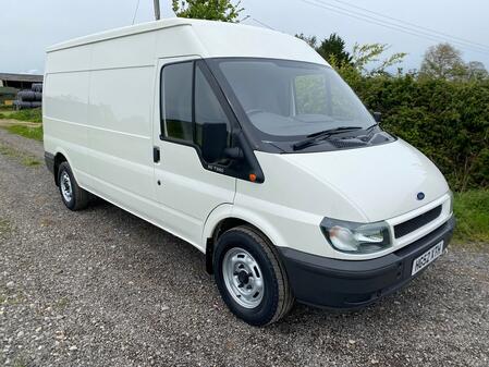 FORD TRANSIT MWB 2.4TD 90BHP T350