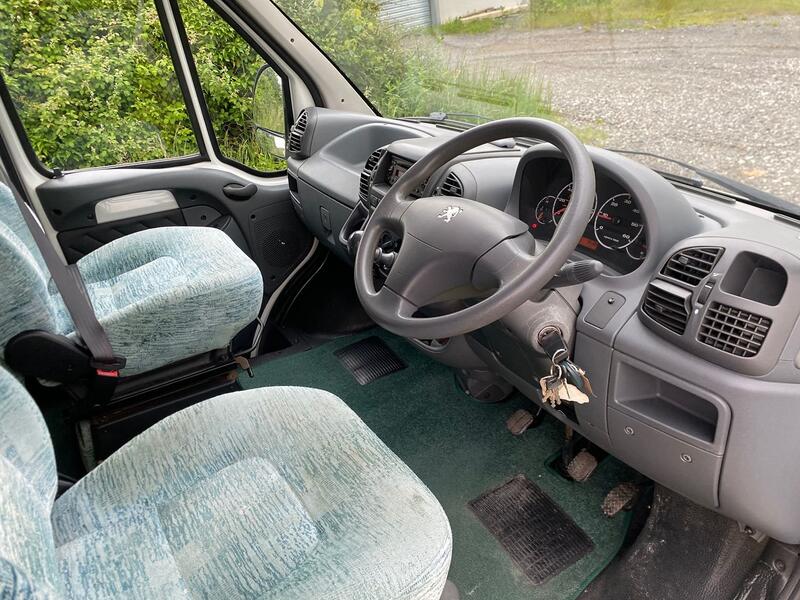 PEUGEOT BOXER