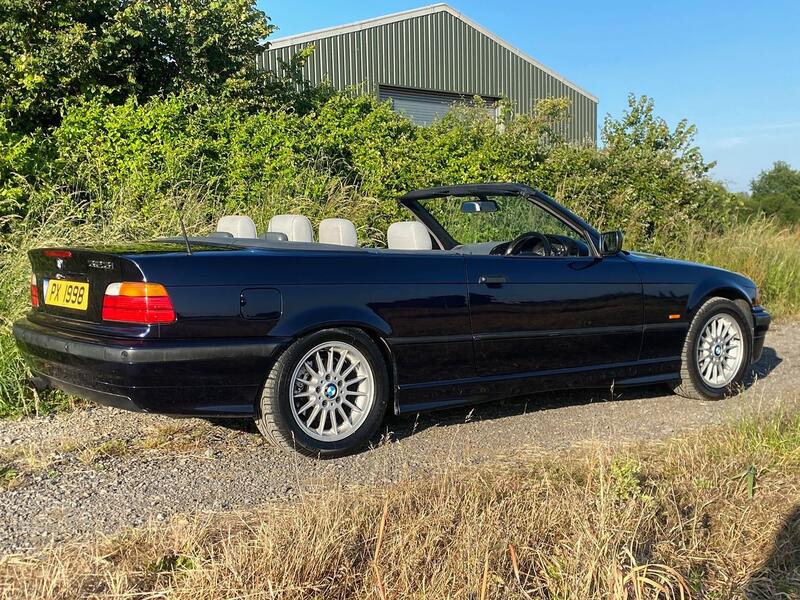 BMW 3 SERIES