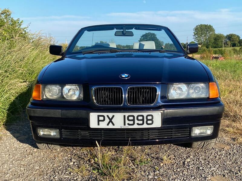 BMW 3 SERIES