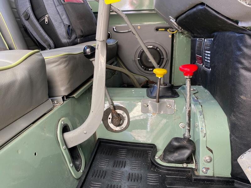 LAND ROVER SERIES III