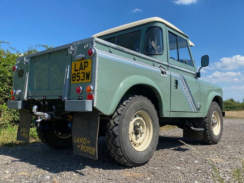 LAND ROVER SERIES III