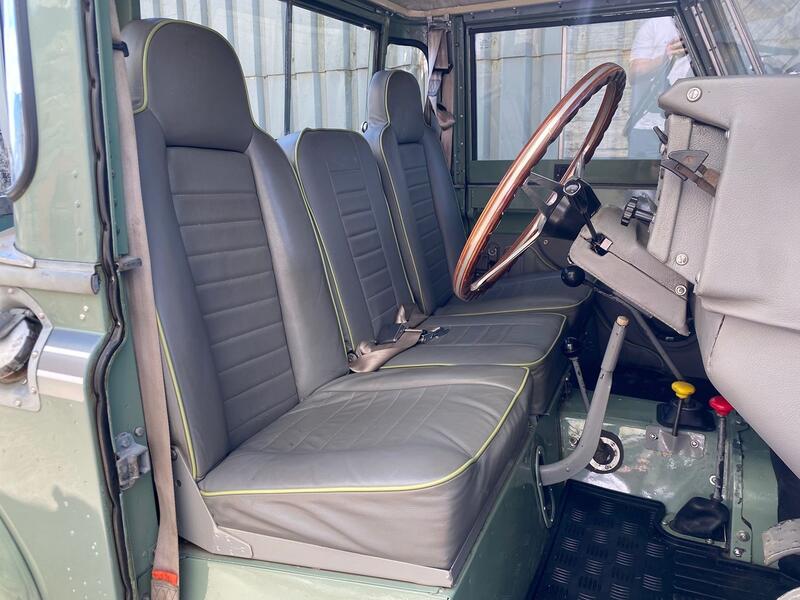 LAND ROVER SERIES III