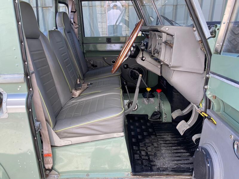 LAND ROVER SERIES III
