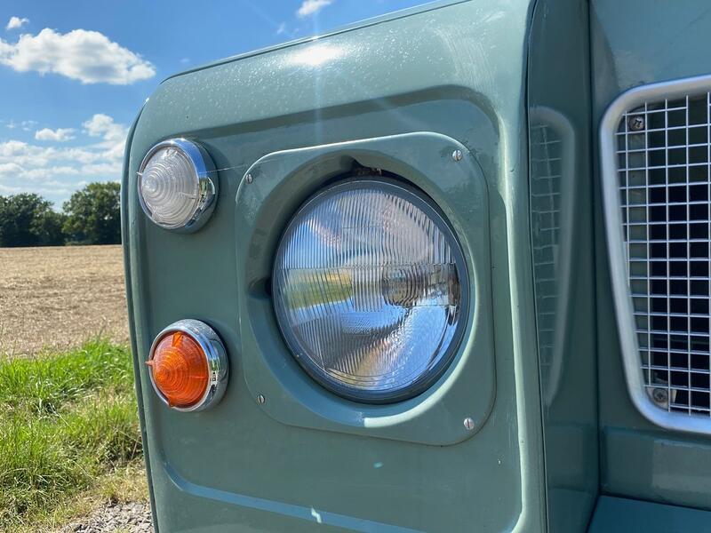 LAND ROVER SERIES III