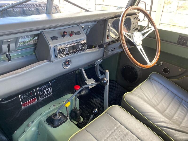 LAND ROVER SERIES III