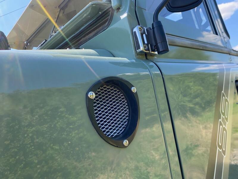 LAND ROVER SERIES III