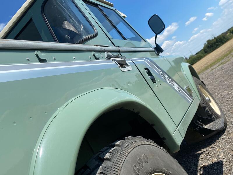 LAND ROVER SERIES III