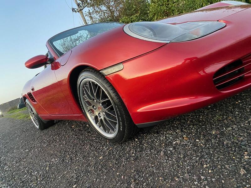 PORSCHE BOXSTER