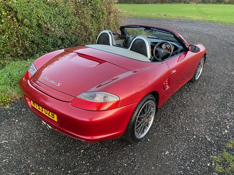 PORSCHE BOXSTER