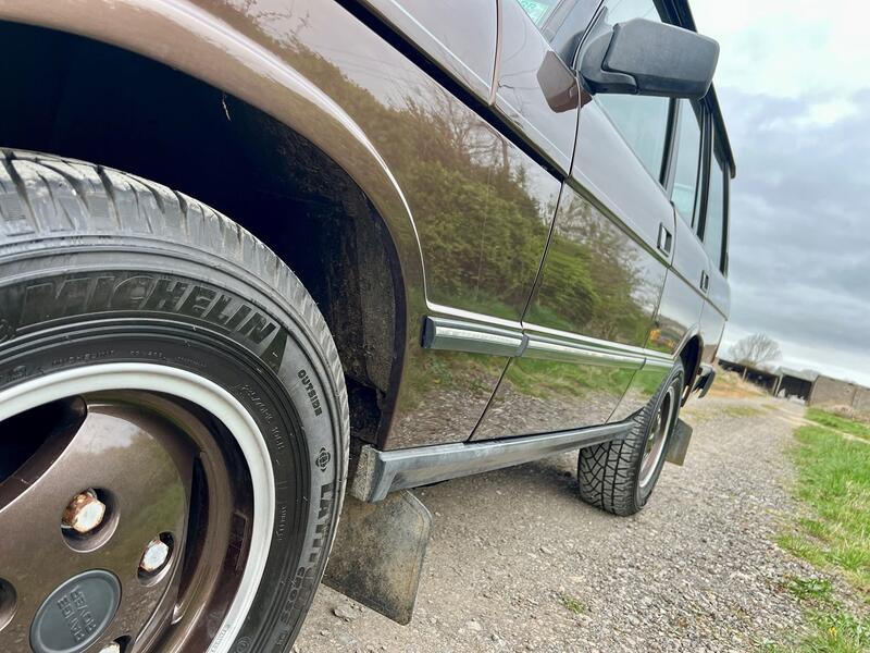LAND ROVER RANGE ROVER