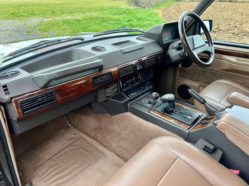 LAND ROVER RANGE ROVER