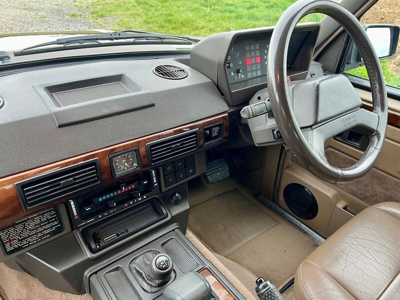 LAND ROVER RANGE ROVER