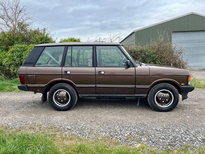 LAND ROVER RANGE ROVER