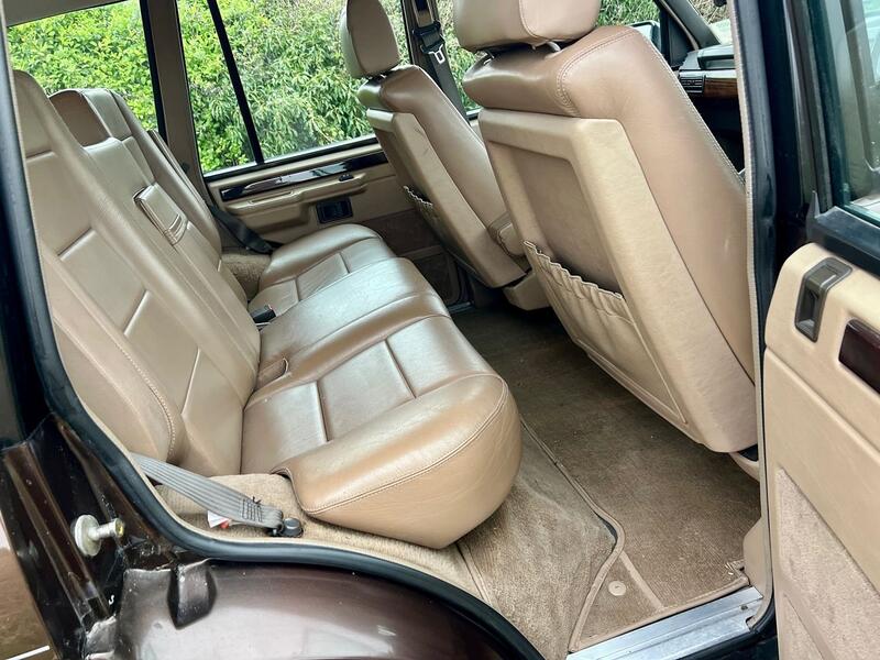 LAND ROVER RANGE ROVER