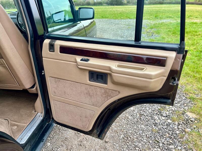 LAND ROVER RANGE ROVER