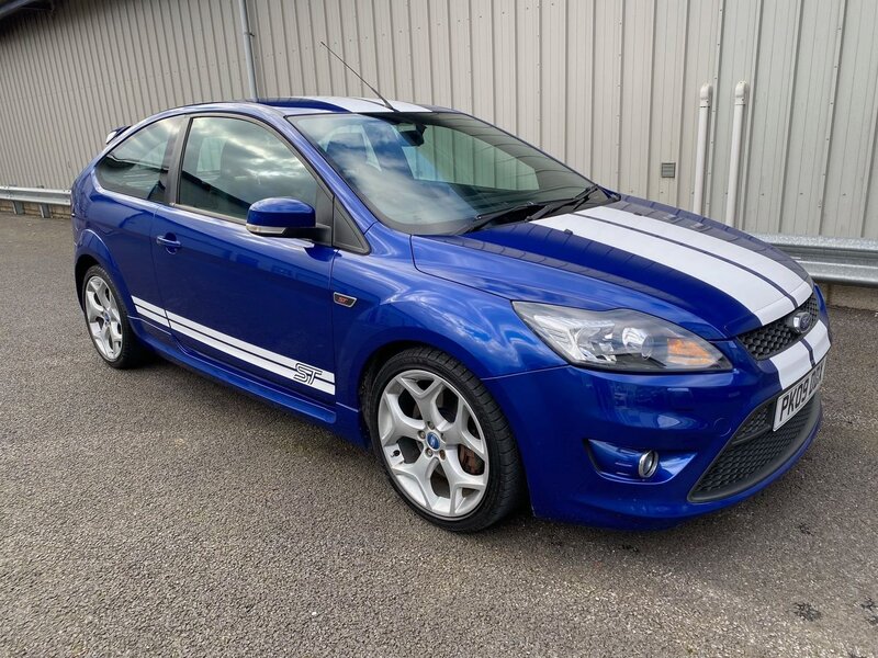 View FORD FOCUS 2.5 ST-2