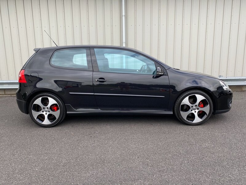 View VOLKSWAGEN GOLF MK5 GTI 2.0 TFSI MANUAL 3 DOOR