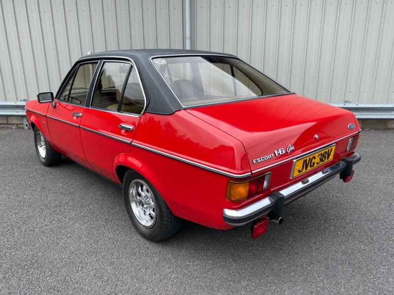 FORD ESCORT