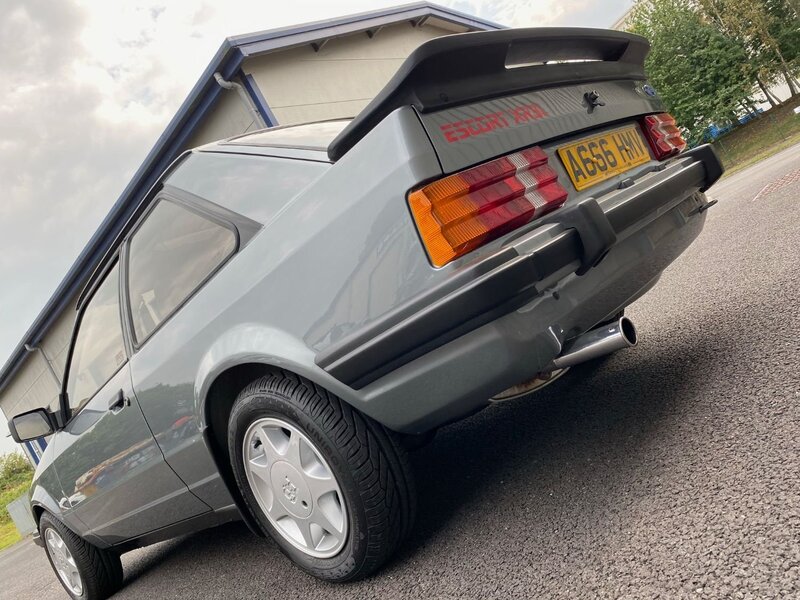FORD ESCORT
