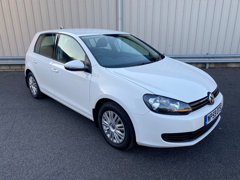 View VOLKSWAGEN GOLF S 1.6 TDI DIESEL 5 DOOR