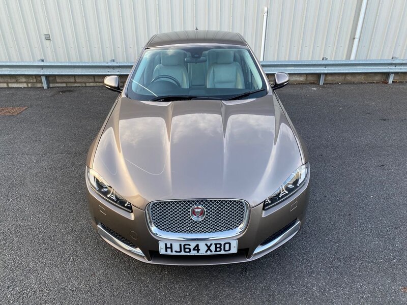 JAGUAR XF