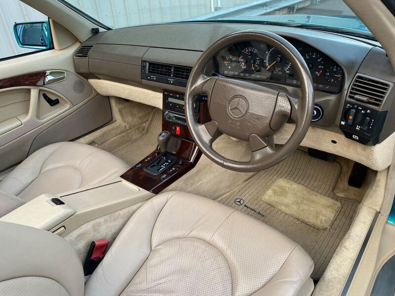 MERCEDES-BENZ SL