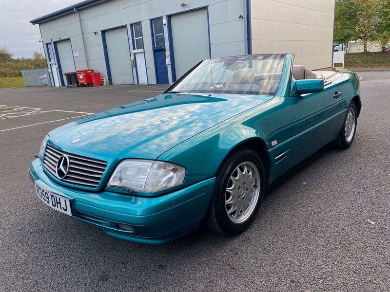 MERCEDES-BENZ SL