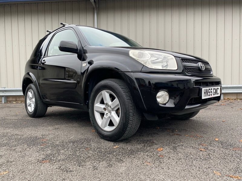 TOYOTA RAV4