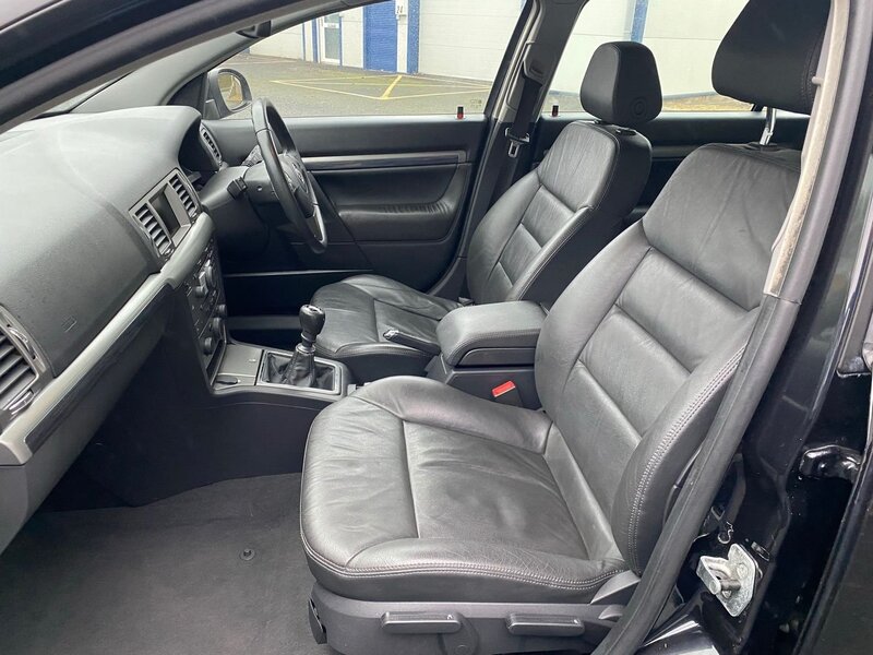 VAUXHALL VECTRA