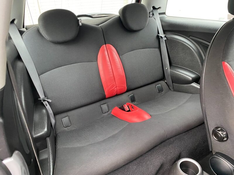 MINI HATCH COOPER