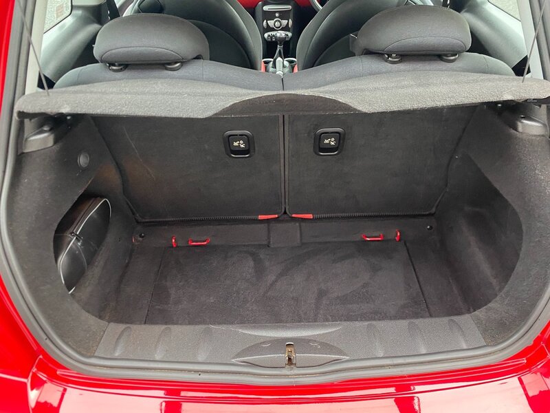 MINI HATCH COOPER