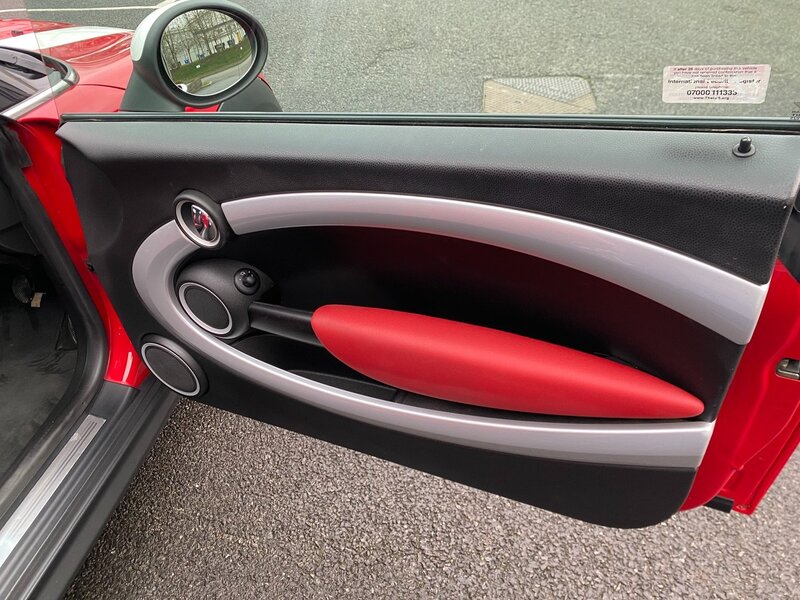 MINI HATCH COOPER