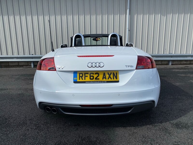 AUDI TT