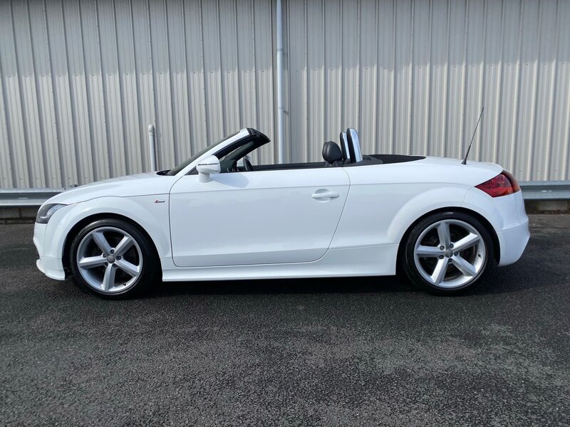 AUDI TT