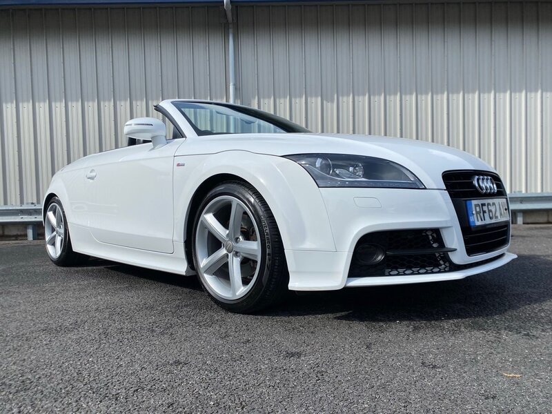 AUDI TT