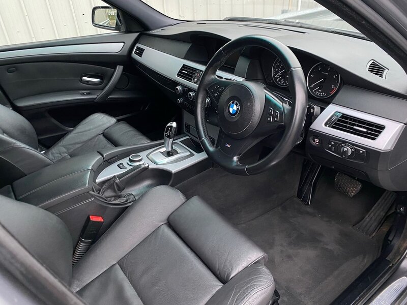 BMW 5 SERIES