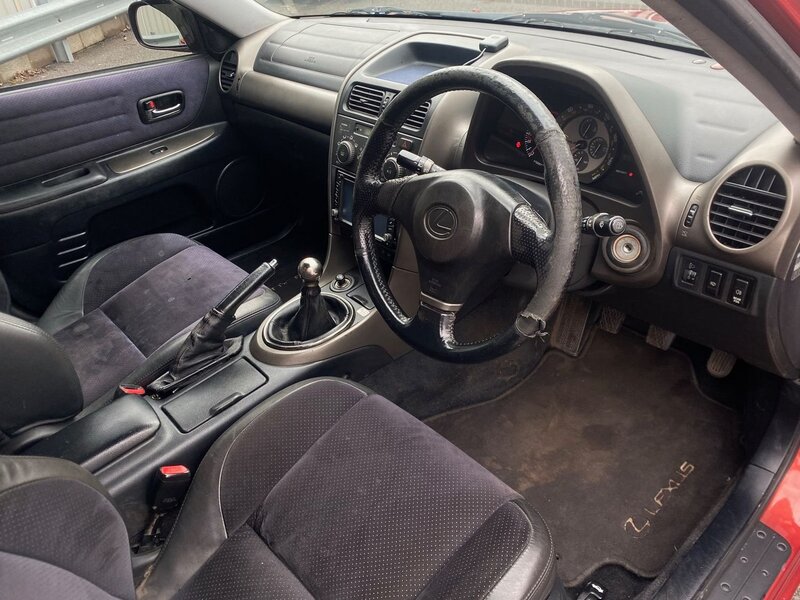 LEXUS IS