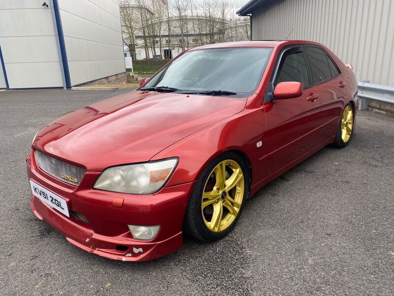 LEXUS IS