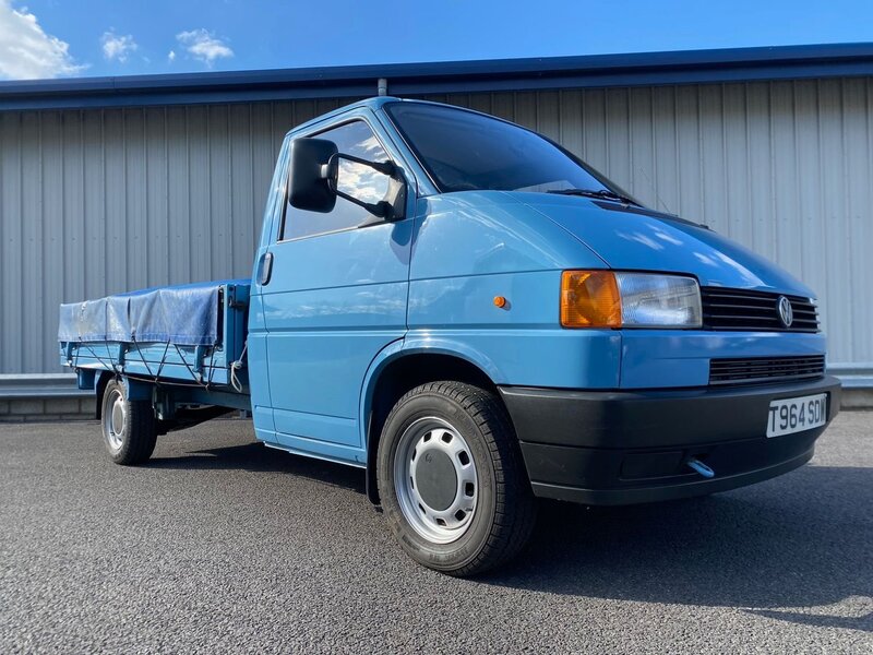 View VOLKSWAGEN TRANSPORTER T4 2.4 DIESEL VINTAGE RETRO CLASSIC DROP SIDE PICK UP TRUCK