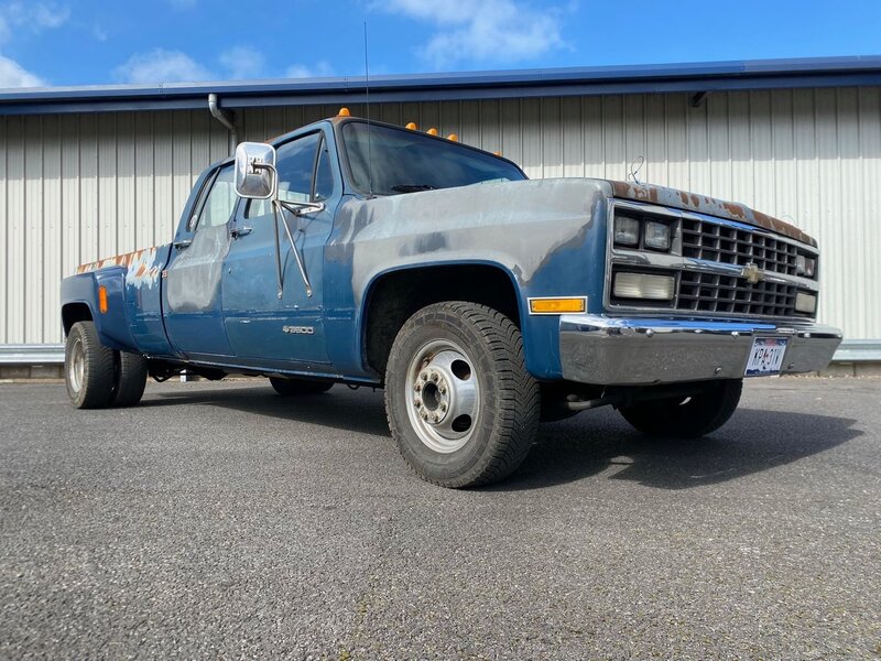 View CHEVROLET GMC C30 3+3 CREW CAB DUALLY 7.4 V8 LHD