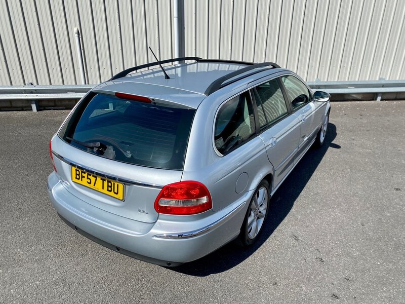 JAGUAR X-TYPE