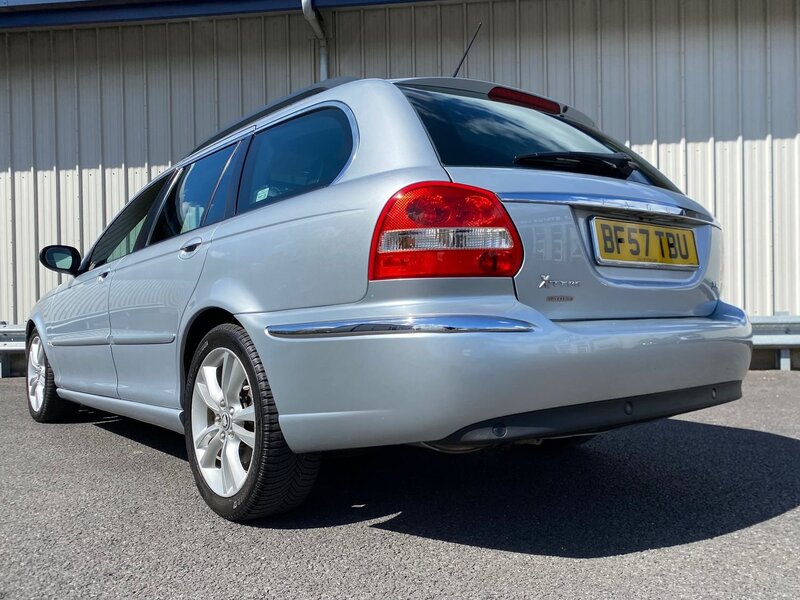 JAGUAR X-TYPE