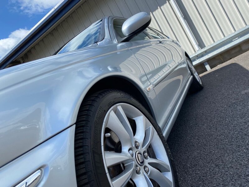 JAGUAR X-TYPE