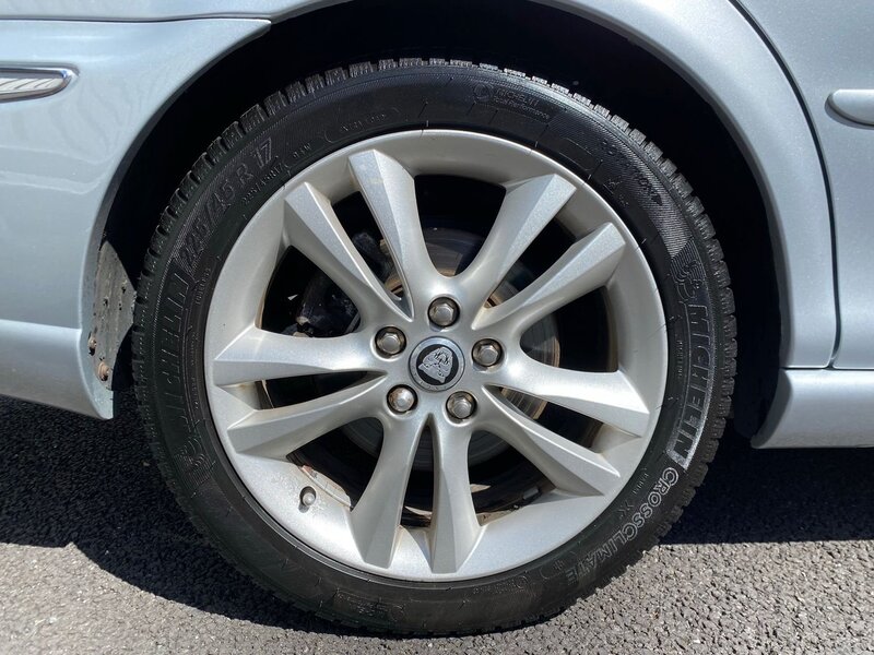 JAGUAR X-TYPE
