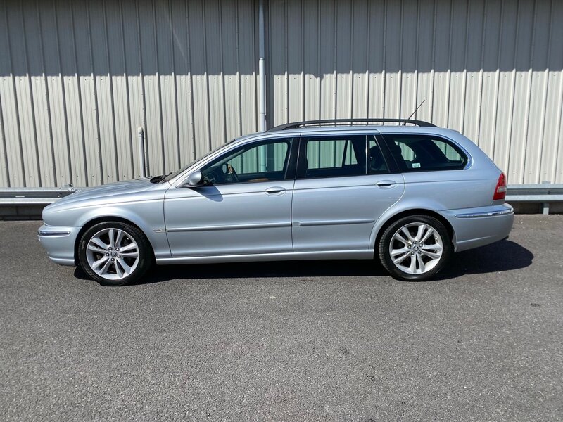JAGUAR X-TYPE