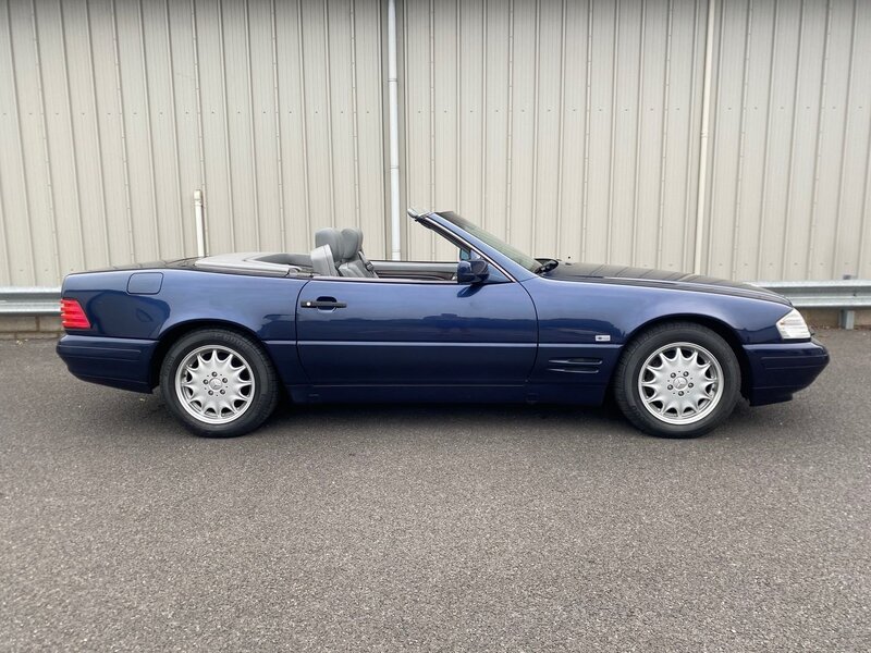 MERCEDES-BENZ SL
