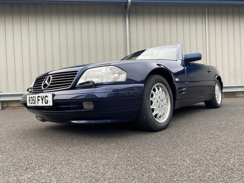 MERCEDES-BENZ SL